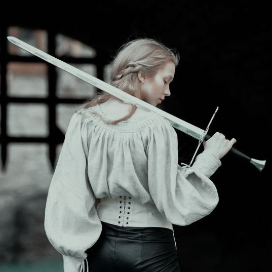 EliseUrayel4's tweet photo. Don't mind her posing with her weapon.. sometimes she enjoys doing these kind of things. https://t.co/pulMZdB6YM