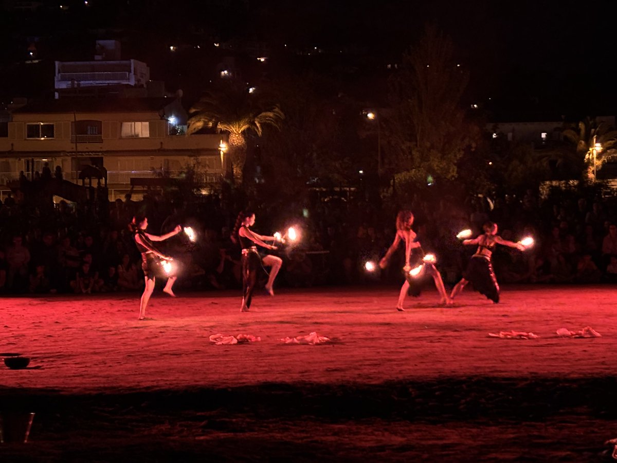 VisitEstartit's tweet photo. El foc és el protagonista aquest dissabte al vespre amb 'Fènix'. A càrrec d'Excalibur Teatre
#piratesestartit26 #visitestartit https://t.co/17TMp5VF5O
