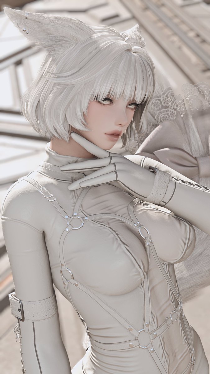 YuigaYuki's tweet photo. Car in a carsuit https://t.co/T0i6g5A84K