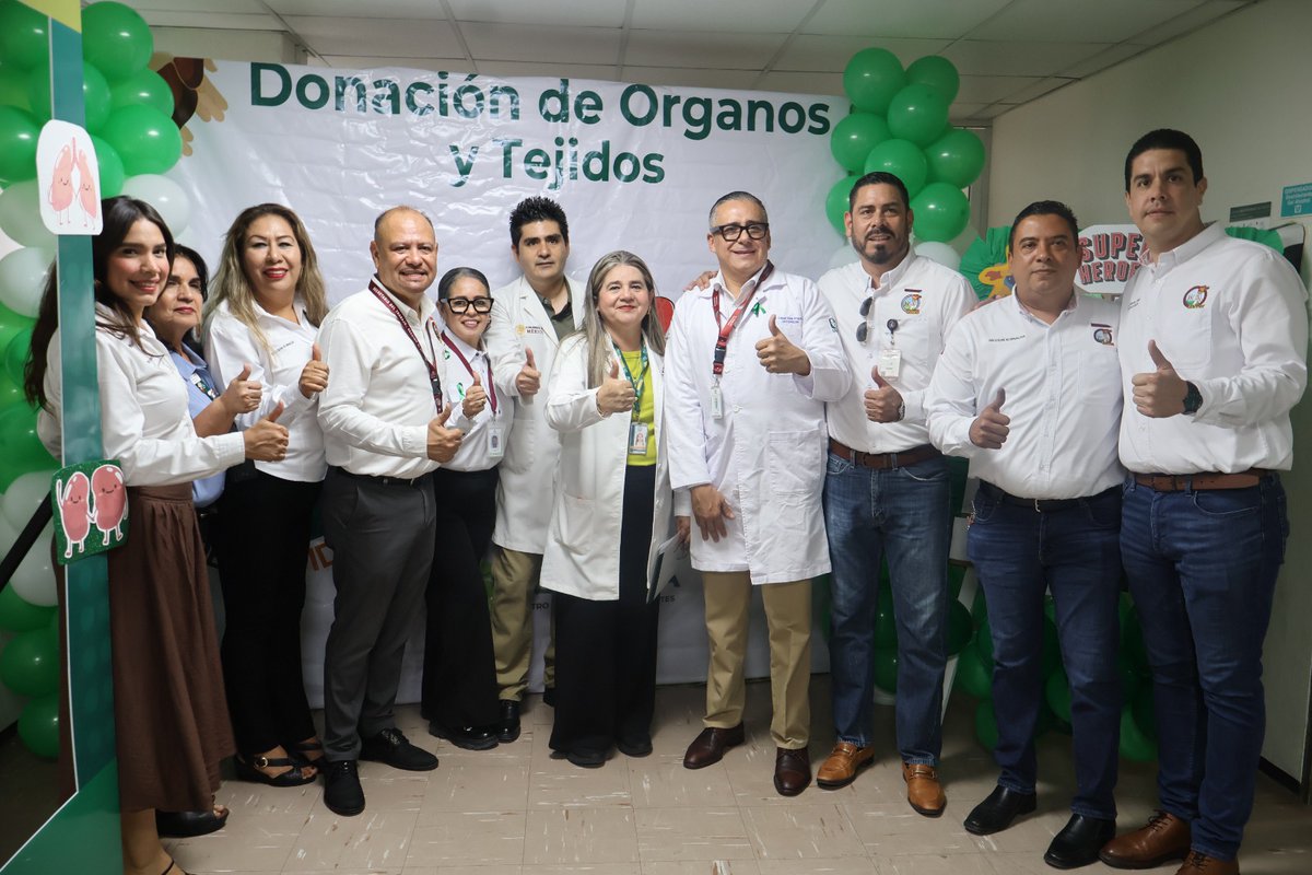 ImssSinaloa's tweet photo. 🏥💚 En el marco del Día Nacional de la Donación de Órganos y Tejidos, el #IMSSSinaloa y la Sección XI del #SNTSS entregaron reconocimientos en el HGR No. 1, destacando la solidaridad, el compromiso y la cultura de la donación. 🫀✨ https://t.co/cs9QNsNdvh