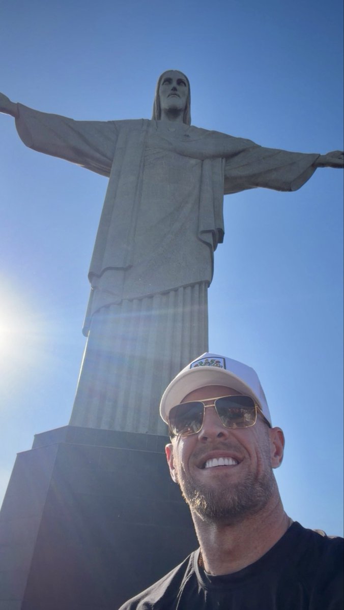 JJWatt's tweet photo. Filled with Gratitude.

What an incredible experience. 

🙏🏻 https://t.co/EhfEY89nU4