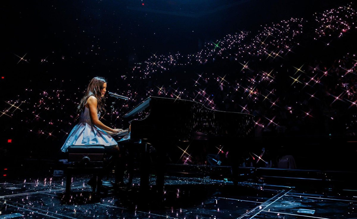 oliviarodrigo4k's tweet photo. [HQ] Olivia Rodrigo performs during "The Unraveled Tour" at People's Bank Arena / by Christopher Polk https://t.co/ZPF1CaEbMs