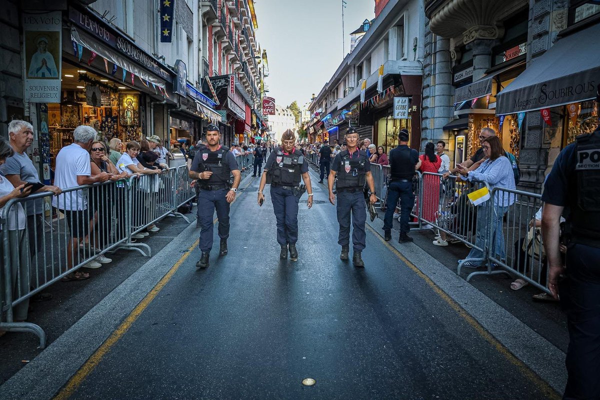 PoliceNationale's tweet photo. https://t.co/9C61Qbq3dM