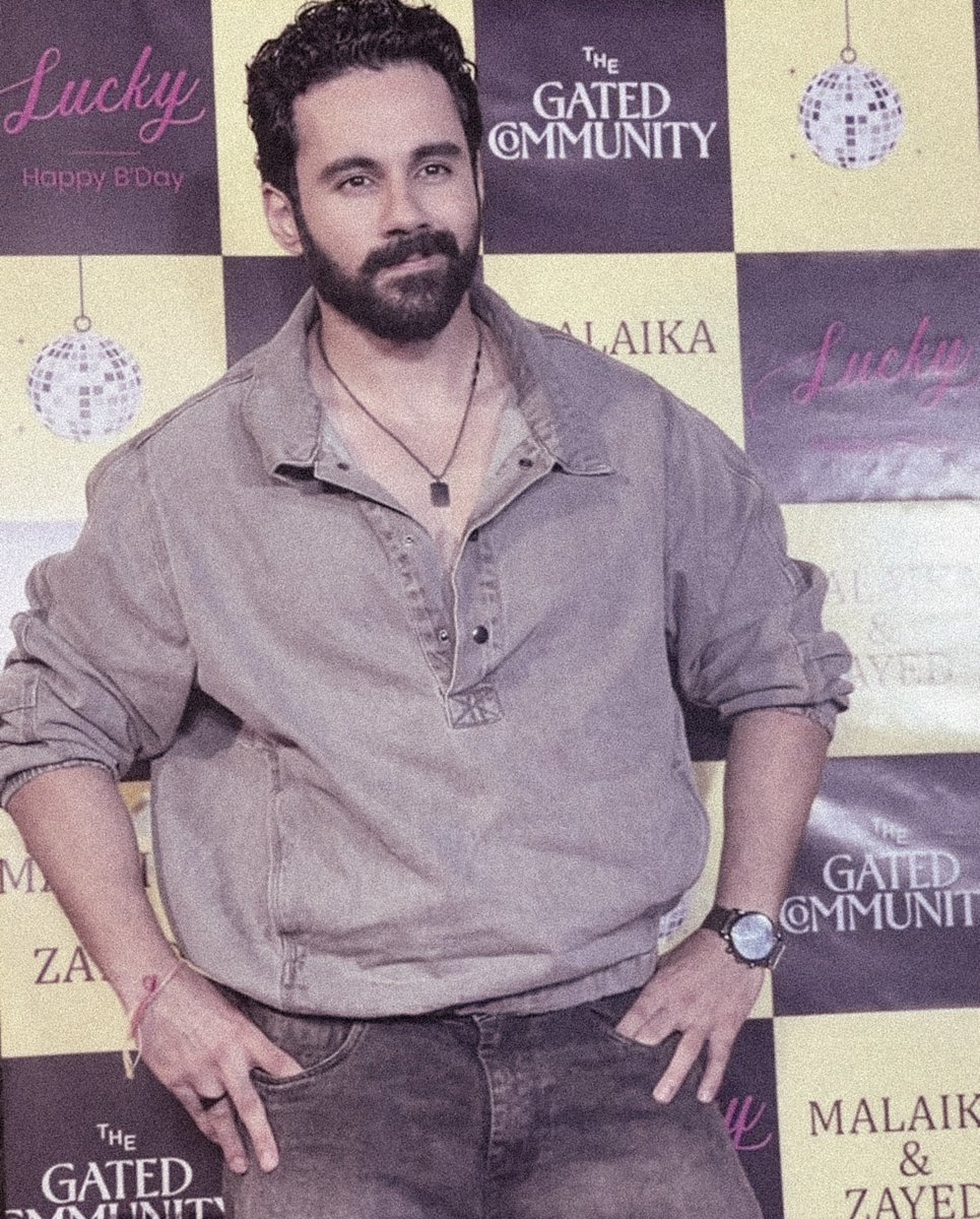 chitigokuu's tweet photo. #abhishekbajaj 𝘛𝘩𝘦 𝘱𝘳𝘦𝘵𝘵𝘪𝘦𝘴𝘵 𝘧𝘢𝘤𝘦, 𝘸𝘪𝘵𝘩 𝘢𝘯 𝘦𝘷𝘦𝘯 𝘱𝘳𝘦𝘵𝘵𝘪𝘦𝘳 𝘩𝘦𝘢𝘳𝘵. ☾♡ https://t.co/tyR6lwzNvY