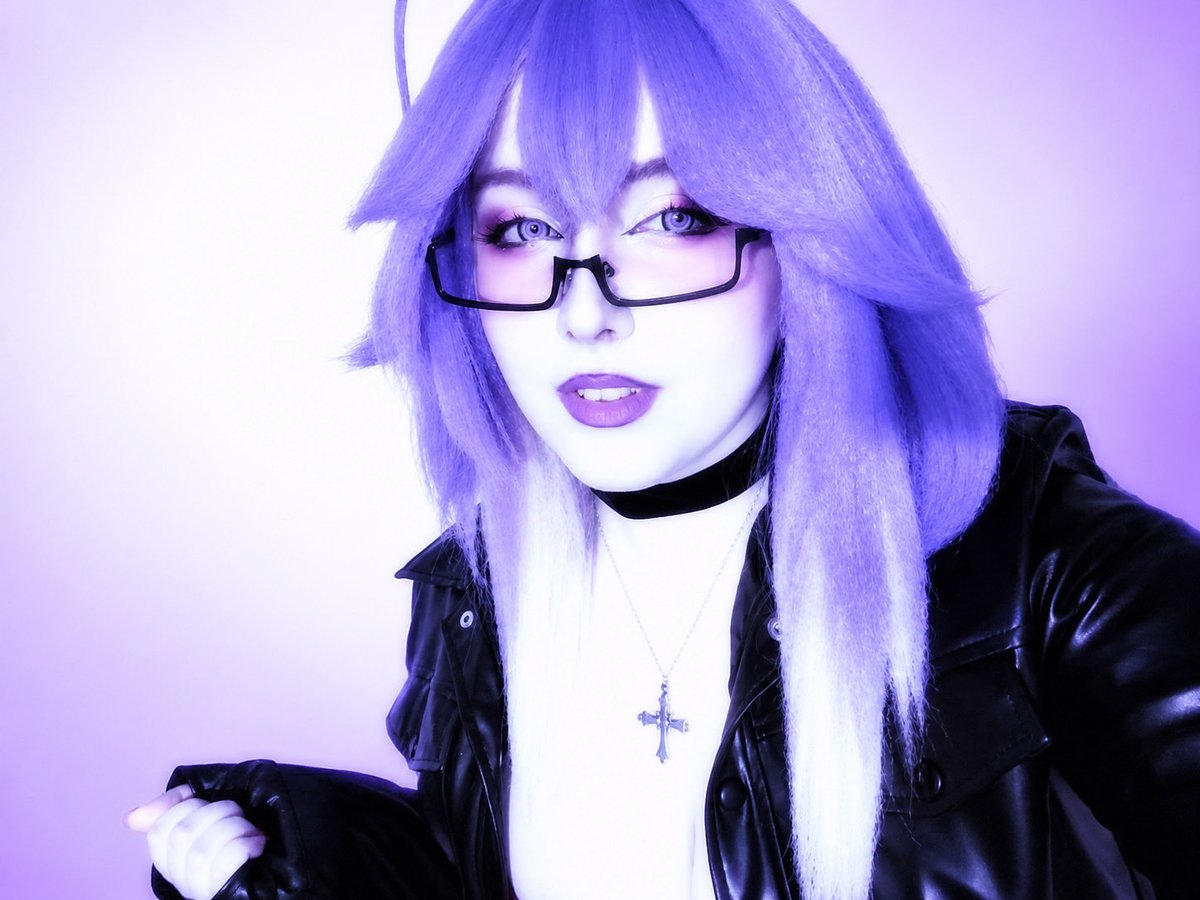 yoonrinacos's tweet photo. Fadia ~ Neverness To Everness💜🖤🫦 cosplay @NTE_GL #nte #nevernesstoeverness #fadia #cosplay https://t.co/sK8OjOd54g