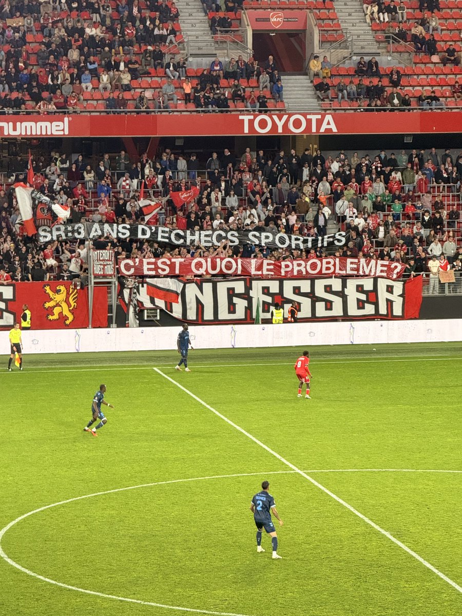 Theovqrrr's tweet photo. #VAFC https://t.co/LUXfW1v8HU