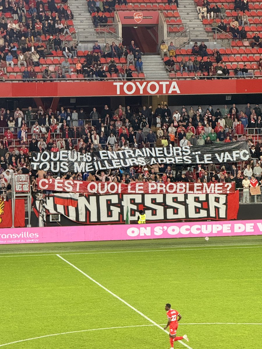 Theovqrrr's tweet photo. #VAFC https://t.co/LUXfW1v8HU