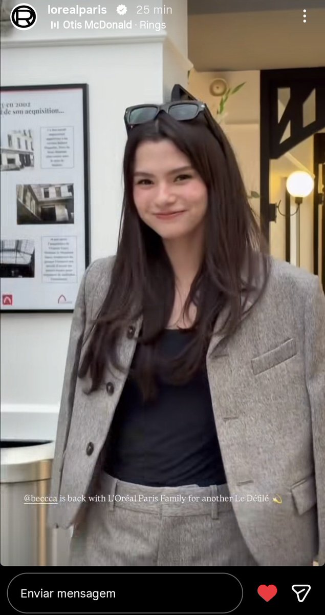 centralfb_br's tweet photo. Nossa Embaixadora L'Oreal já está abrilhantando Paris com toda a sua luz ✨️🇫🇷🪽

#lorealparis
#beckysangels https://t.co/NGvgIb9SHK
