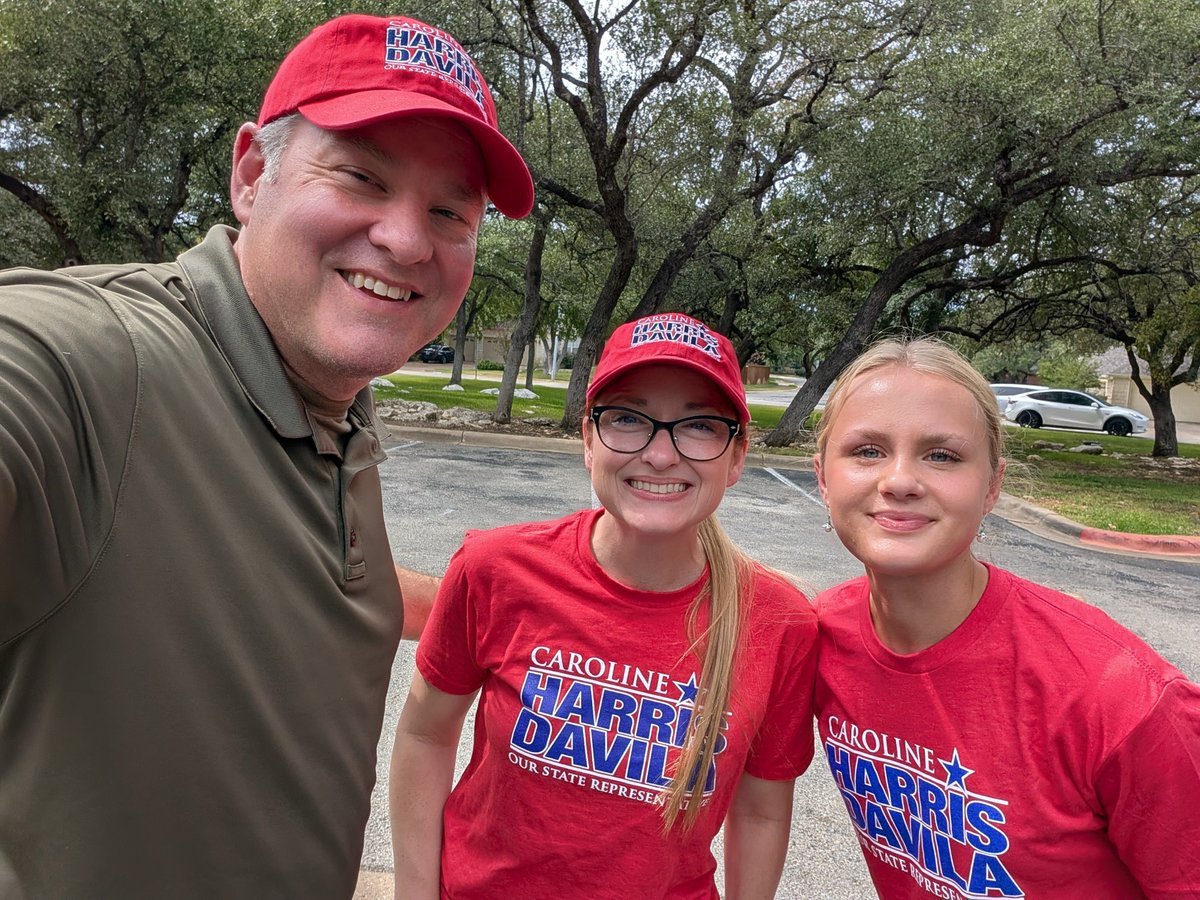AndyHopperTX's tweet photo. Beautiful day knocking doors for @CarolineForTX! https://t.co/gTAV6xDA75