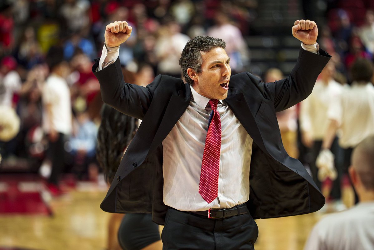 TheRunninRebels's tweet photo. Happy Birthday @CoachJPastner 🎈🎉 https://t.co/CJNVEFbPvC