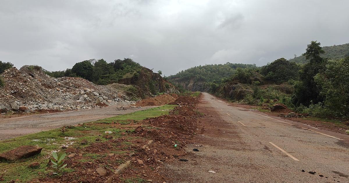 DeccanHerald's tweet photo. NH-66 widening drags on a decade after deadline https://t.co/BrZDyDl1Uc https://t.co/hK7AIVcYvA
