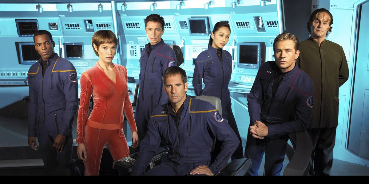 25YearsAgoLive's tweet photo. Star Trek: Enterprise, a new Star Trek television show, premieres on UPN. https://t.co/zCvqk4kQC7