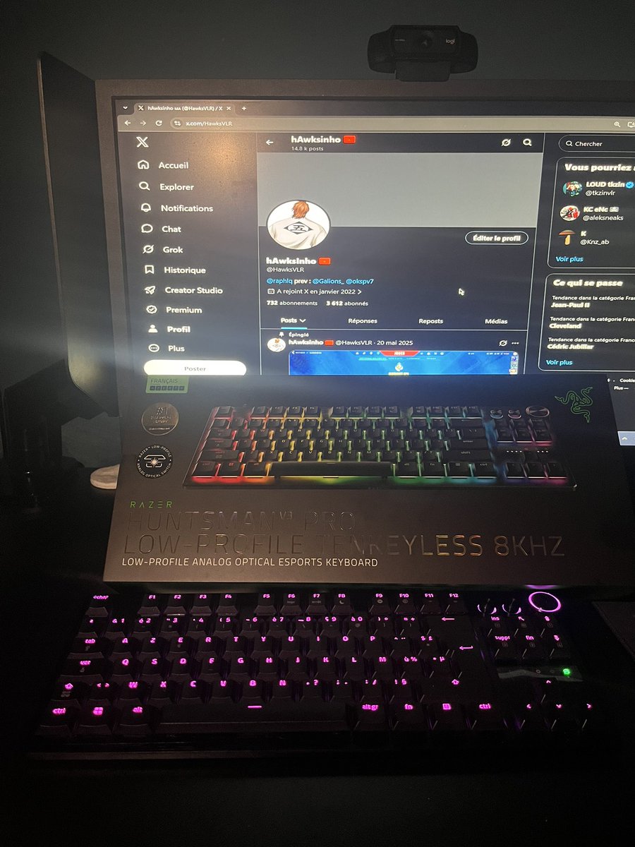 HawksVLR's tweet photo. Merci à @RazerFrance qui m'ont permis de tester le Razer Huntsman V3 Pro Low-profile Tenkeyless 8KHz,

Je suis surpris du low profile c’est la 1er fois que je test et le feeling est dingue c'est mieux que beaucoup de clavier que j'ai pu testé ! La qualité du clavier est top tier! https://t.co/IrE26AWqnK