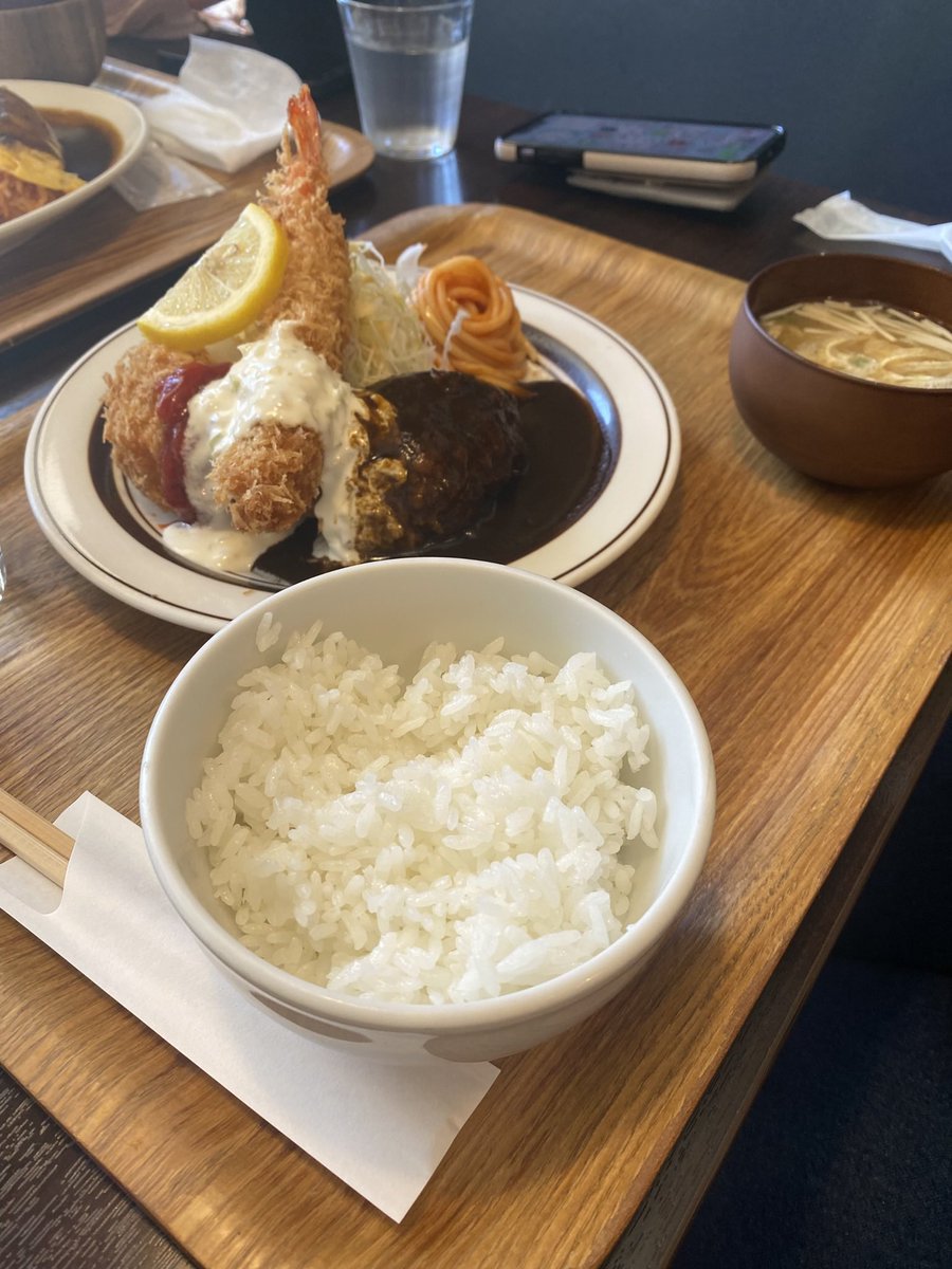 higemojira3's tweet photo. Yo-shoku OKADA
偶には洋食食べないと😅 https://t.co/hfn6sRoPdh