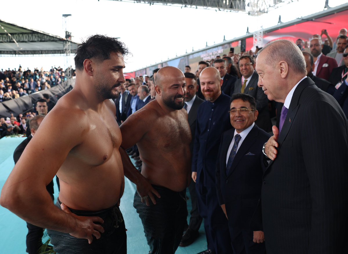 trpresidency's tweet photo. President @RTErdogan watched the Presidential Oil Wrestling Cup final in Istanbul. https://t.co/336R1ok6Vq