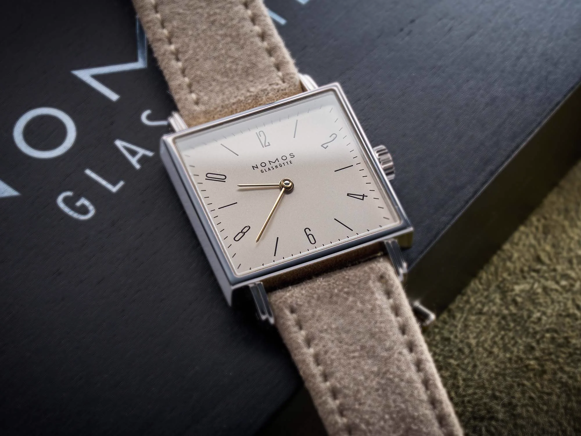 best ladies dress watches Teddy Baldassarre on X: 