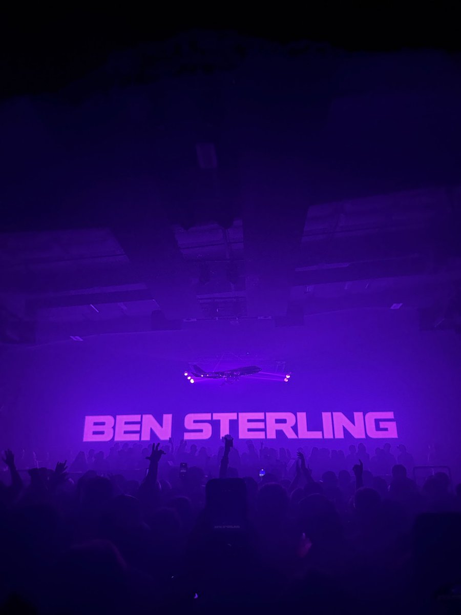 lichierazcano's tweet photo. Benny put his big nuts on Austin for 5 hours last night 😭 https://t.co/VR2sU76mtP