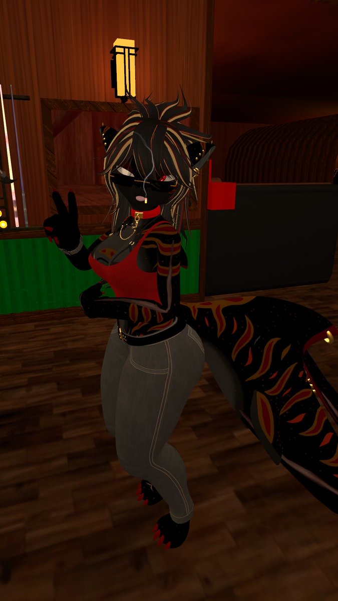 SynisterVr's tweet photo. What are you doing back there? Take a picture it will last longer https://t.co/5ClG8epBgP