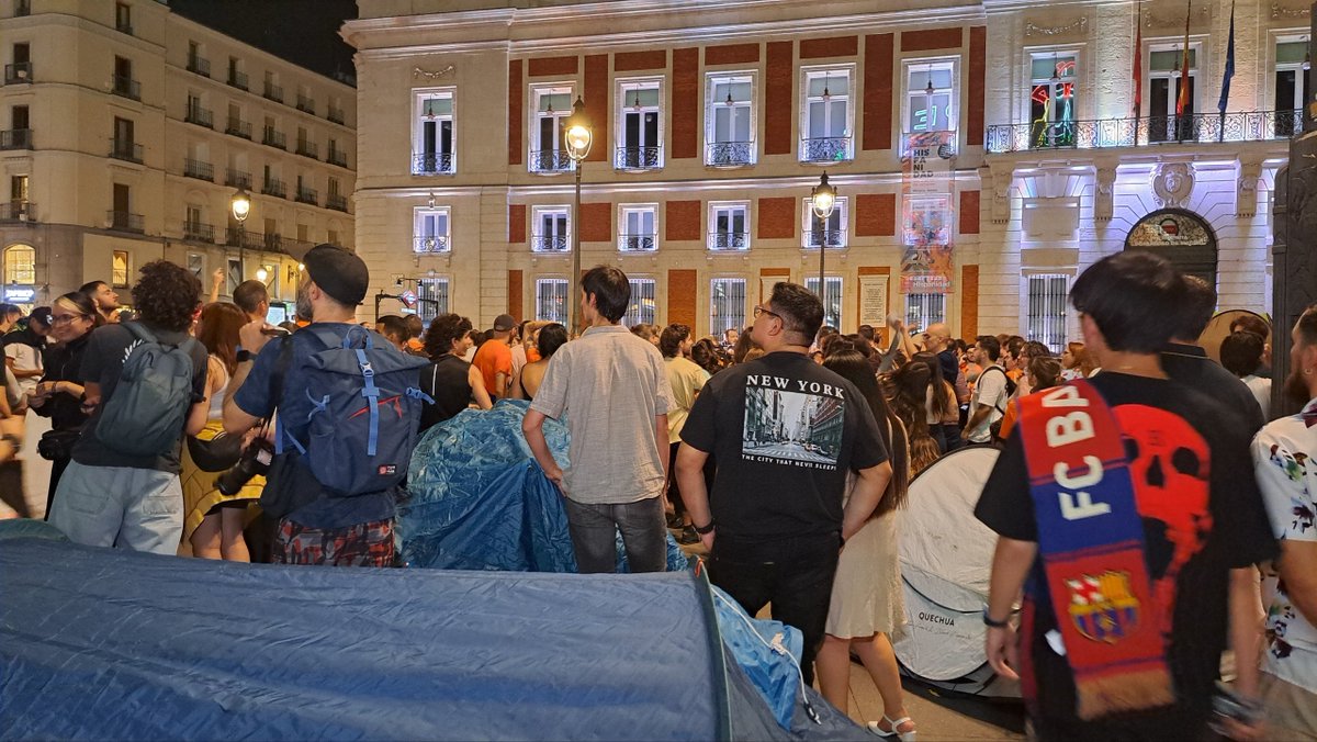 tito_morano's tweet photo. ¿Dormíamos, despertamos?

Nunca dejamos de soñar https://t.co/r93jkWQ9Vu