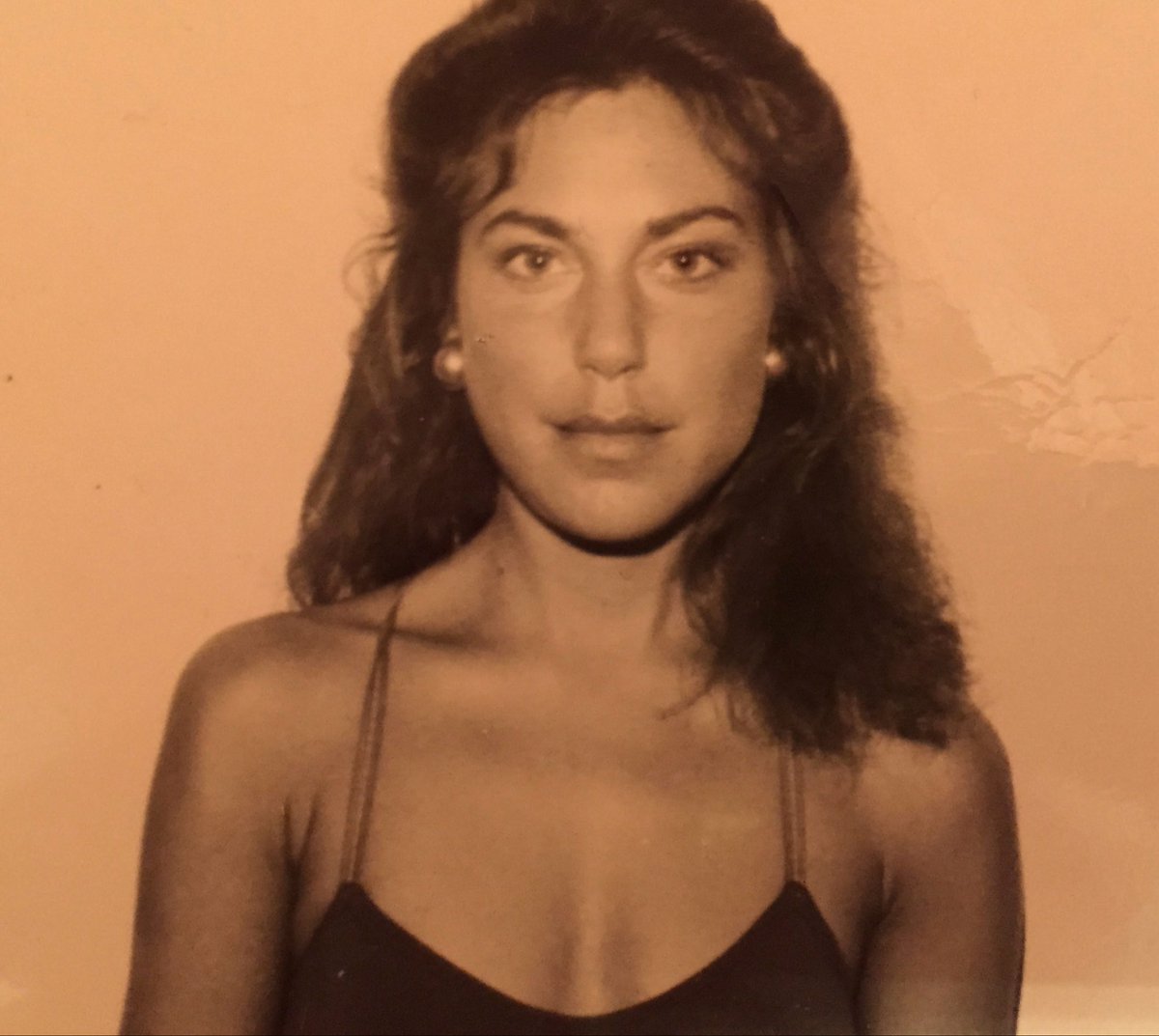 PerfectMinxxx's tweet photo. Do I look like my runway model mama?  
Your wish is granted, to whoever can guess the 4 ethnicities in my bloodline 💋✨ https://t.co/AAlwdFLh5J