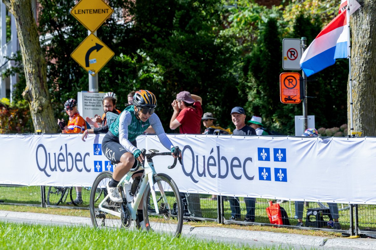Saudi_Cycling's tweet photo. مشاعل الحازمي.. تخوض منافسات بطولة العالم 🇸🇦

بطولة العالم – طريق ✨
🇨🇦 | مونتريال - كندا
 #Montréal2026  #SaudiCycling https://t.co/mZRtJNVUrv