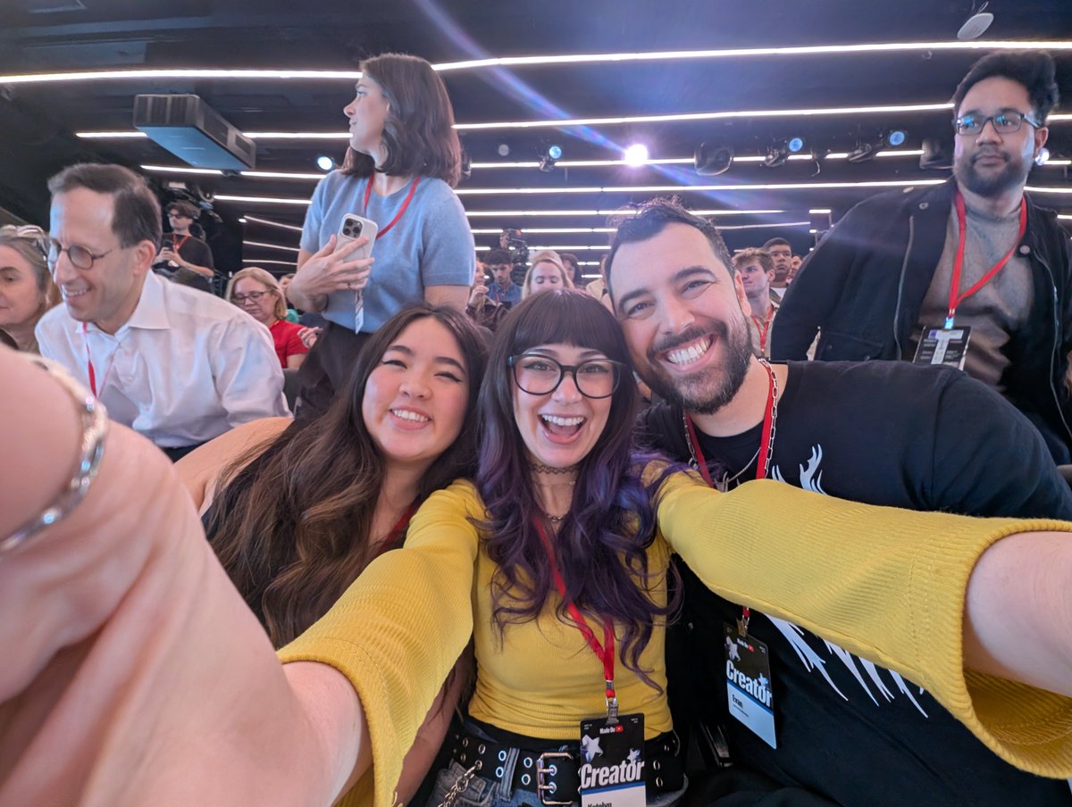 EvanAndKatelyn's tweet photo. Had a great time at #MadeOnYouTube! Got to see friends, meet new people, and Katelyn got to have her favorite boba. Thanks @YouTube for having us be a part of it! #YouTubePaidTravel https://t.co/PqPN7lMmlK