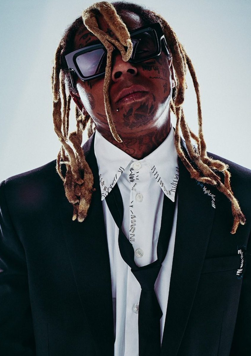 Kurrco's tweet photo. Happy birthday to Lil Wayne, he turns 44 today 🎈

What's your favorite Wayne track of all time?