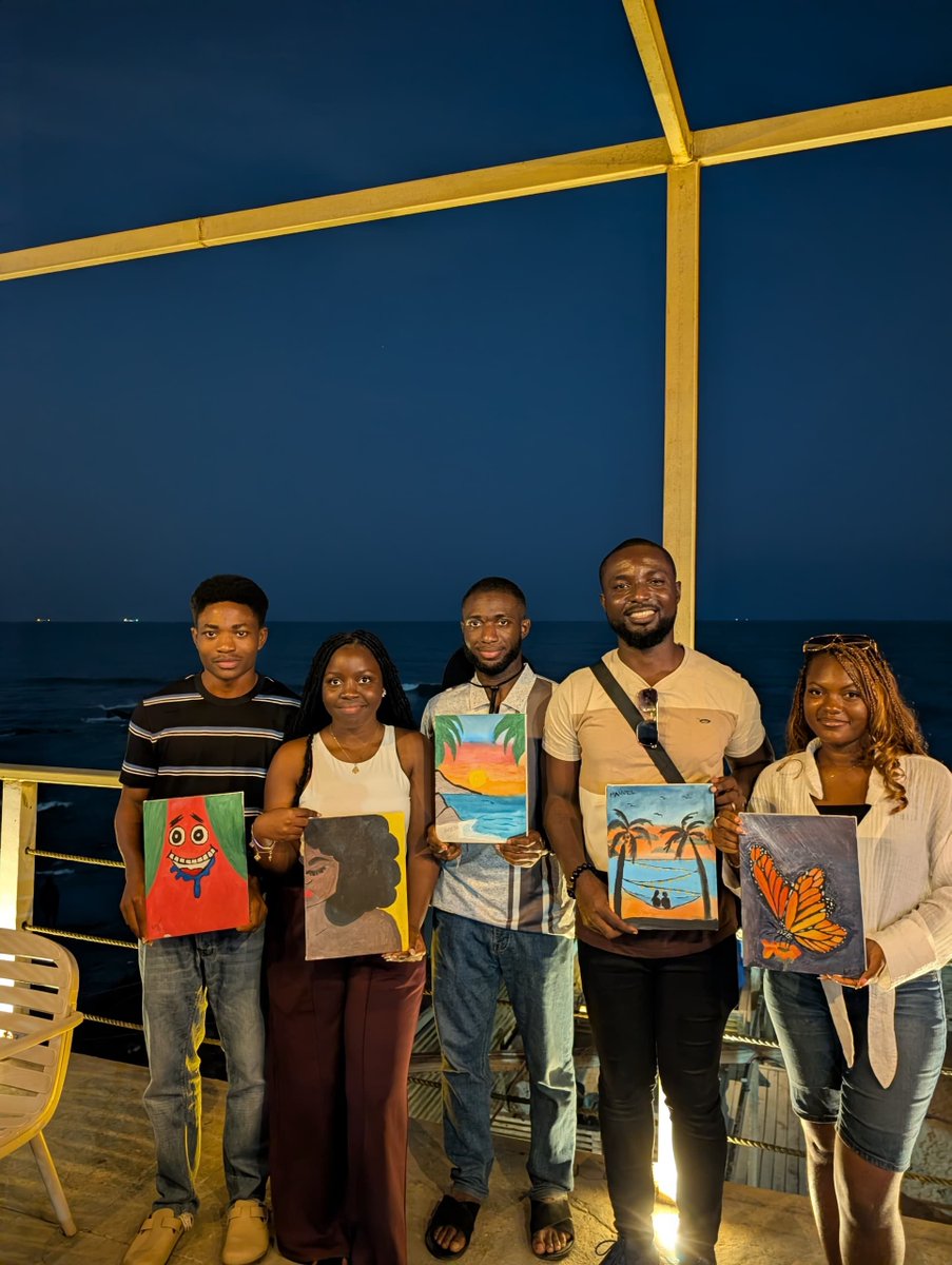 ecpgpsgh's tweet photo. They sipped and painted. Multi talented.@Official_PSGH https://t.co/DIvqxifpMc