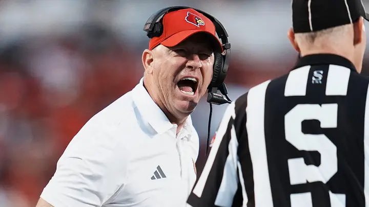 Moore_CFB's tweet photo. Jeff Brohm. One of the sport’s best head coaches and a QB whisperer.
But man… every year Louisville drops a game or two it just shouldn’t lose.
Played Ole Miss to the wire. Big win over SMU last week. Very favorable schedule ahead.
And now your CFP hopes are likely gone.
Tremendous win for Wake Forest.