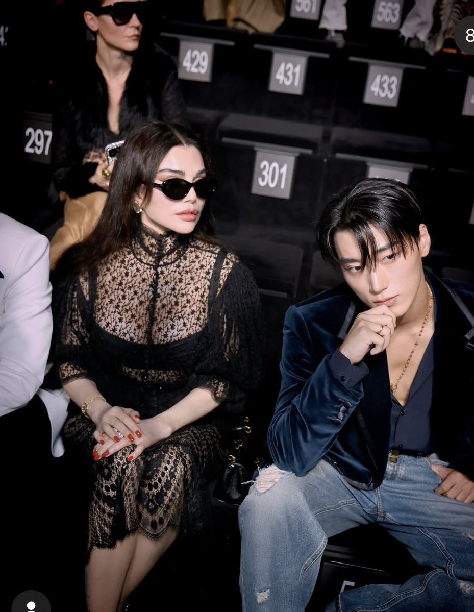 Retag_Hw's tweet photo. ايقونة الشرق هيفاء وهبي مع النجوم العالميين سان وجنيفيزلوبيز🔥
@HaifaWehbe https://t.co/Q3kD2w3eZS