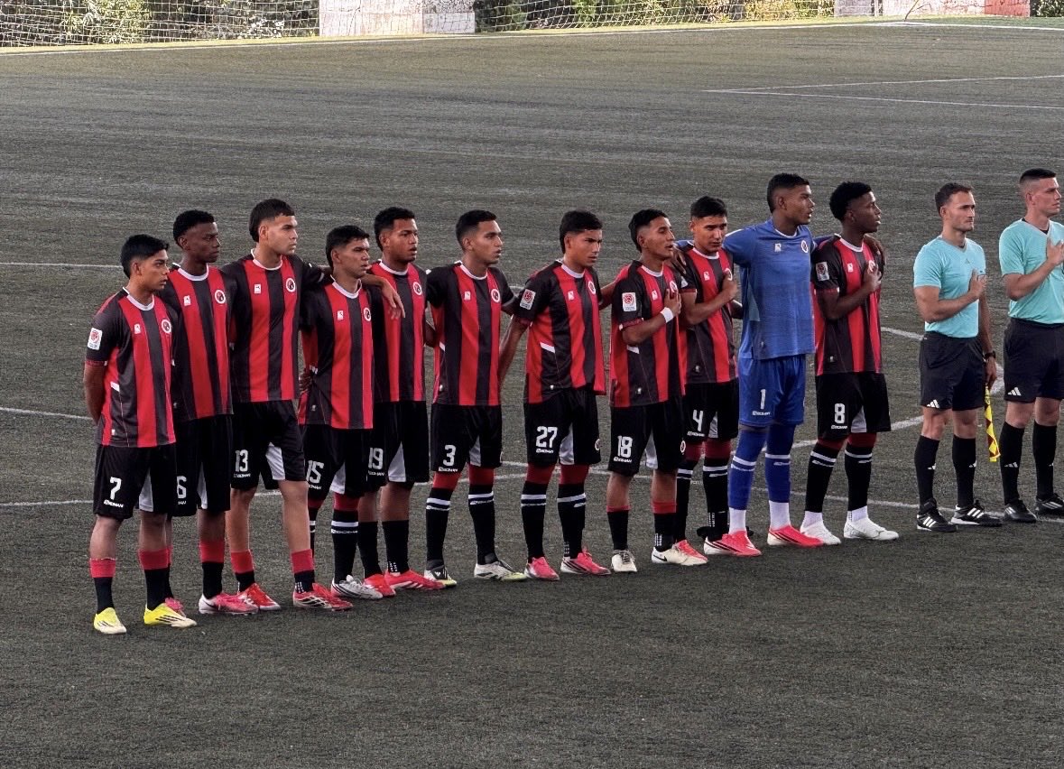 tcontrerasS's tweet photo. 🏹 Triunfo rojinegro en Barlovento. 

🔴⚫️Cúcuta Deportivo se impuso 1-0 ante Atlético Bucaramanga en la ida de los octavos de la Supercopa Juvenil. 

👉🏽El motilón, dirigido por Braynner García, se llevó la victoria con gol del ocañero Olmar Bacca. https://t.co/tzmz8PtrIA