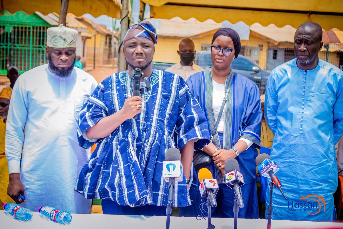 Profalidu1's tweet photo. I officially launched the Lebgimsim Enterprise Fund (LEF) and the Skills and Innovation Academy.

The vision behind the initiative is provide opportunities and financial support to women and young people in my constituency. https://t.co/LmQH6ajlTq