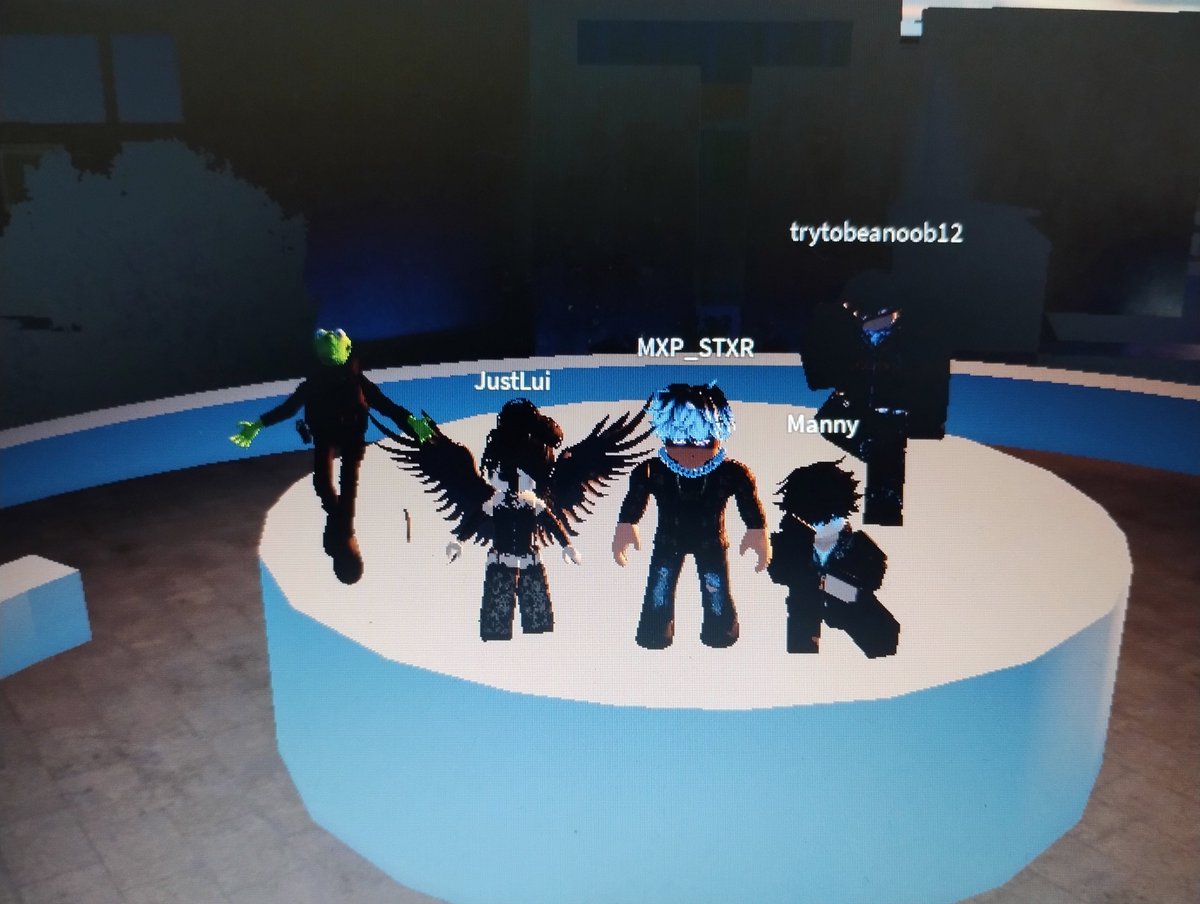 Emerald_Gengar1 tweet picture