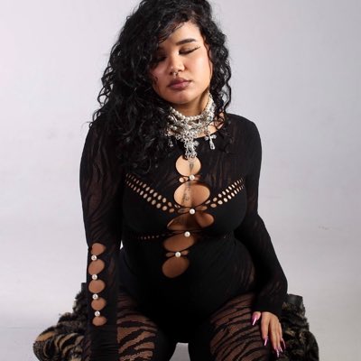 quentelud's tweet photo. #NovaFotoDePerfil https://t.co/kVDZGJ2UM9