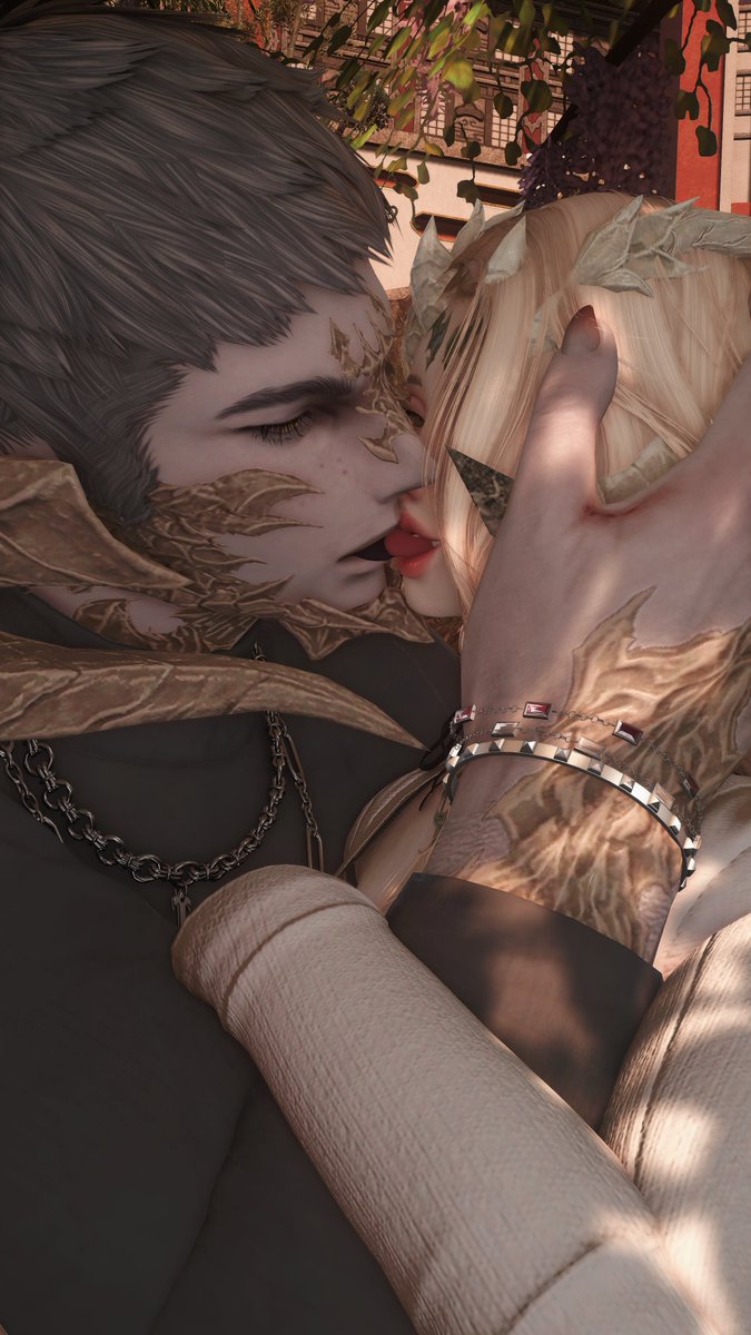 VioKaori's tweet photo. A kissie with my wifey. https://t.co/PFbhkN4I0x