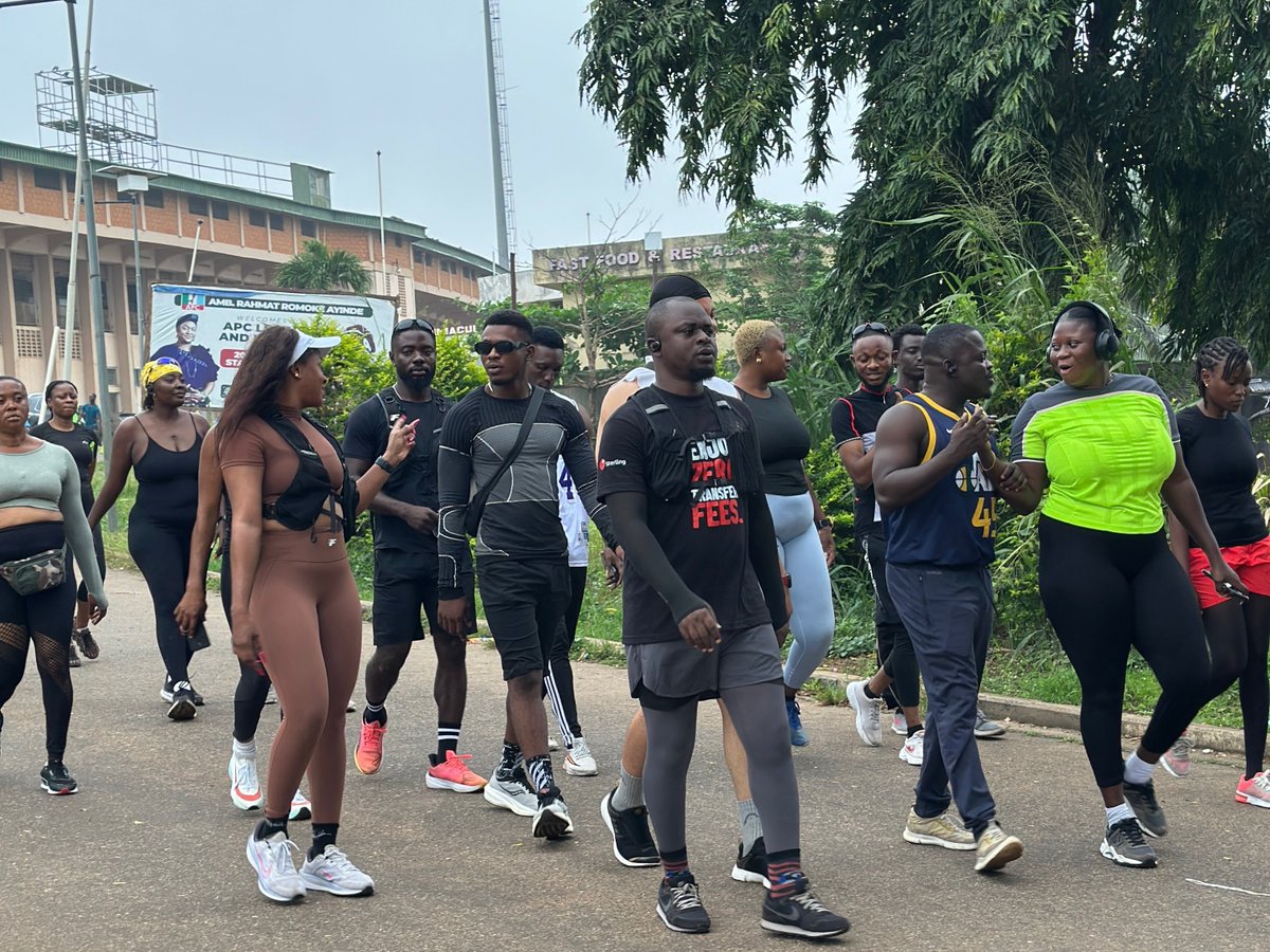 Flexandtearsc's tweet photo. Today’s episode of Run to Connect  with Flex and Tears https://t.co/XacTIPkZoD