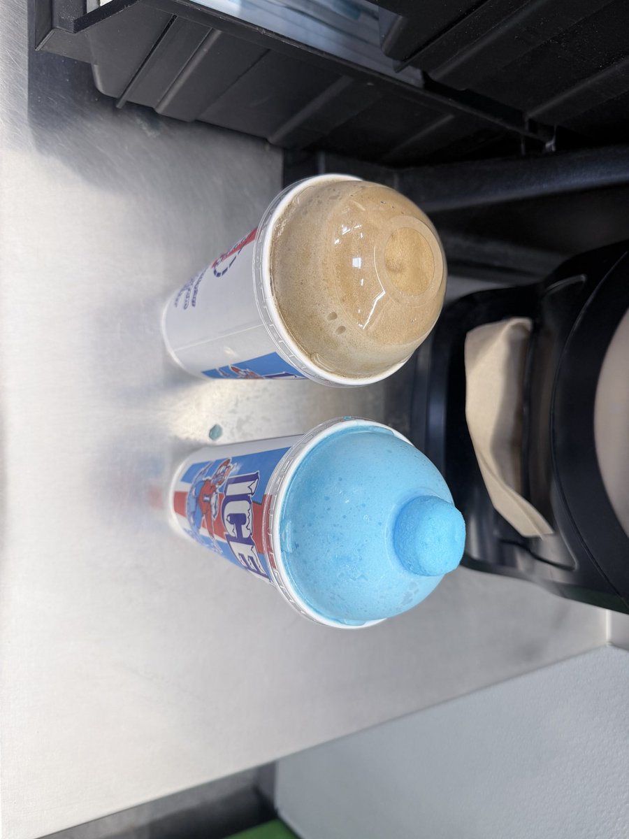 meonji1122's tweet photo. #ripedg #slushy https://t.co/bD1RudUAdf