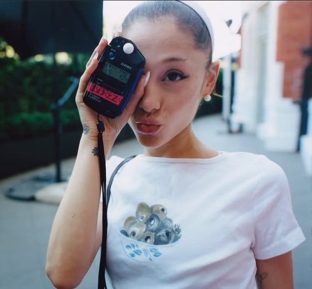 giawluna's tweet photo. y’all have no idea how happy I am for her, she deserves this kind of happiness more than anything https://t.co/2bBQ3Hxv5U