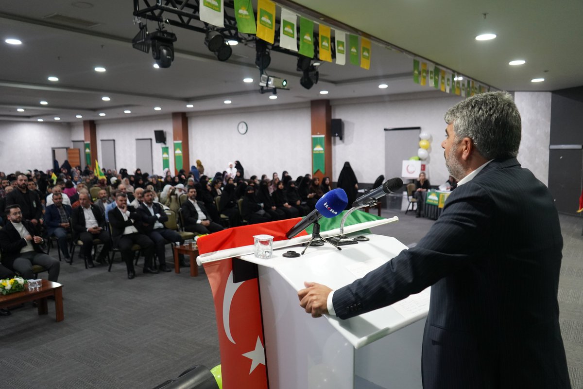 DrHalefYilmaz's tweet photo. Konya 5. olağan il kongremiz hayırlı olsun.
Uzun süredir istikrarla hizmetlerini artıran ve yeni dönemde de yükü omuzlayan il başkanımız ve yeni yönetimini tebrik ediyor, muvaffakiyetler diliyorum. 
Emeği geçen ve hizmette bulunmuş tüm üyelerimize canı gönülden teşekkür ediyorum. https://t.co/KbHxZ14T1n