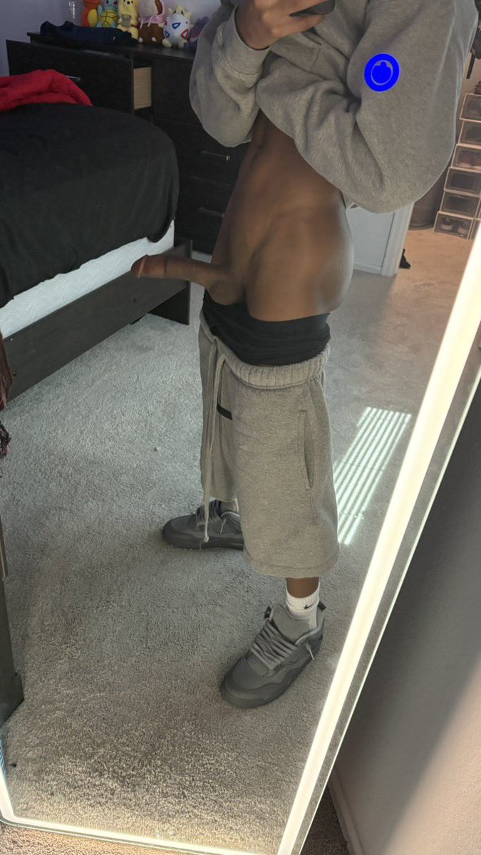 camdablasian's tweet photo. U fw wit my new set😩😩 https://t.co/s4dDgpGY6h