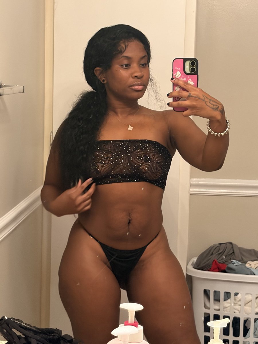 Briellakream's tweet photo. dónde está mi papi😳
#content #meetup #denver #Colorado #latina #slut https://t.co/BC84GZTrWM