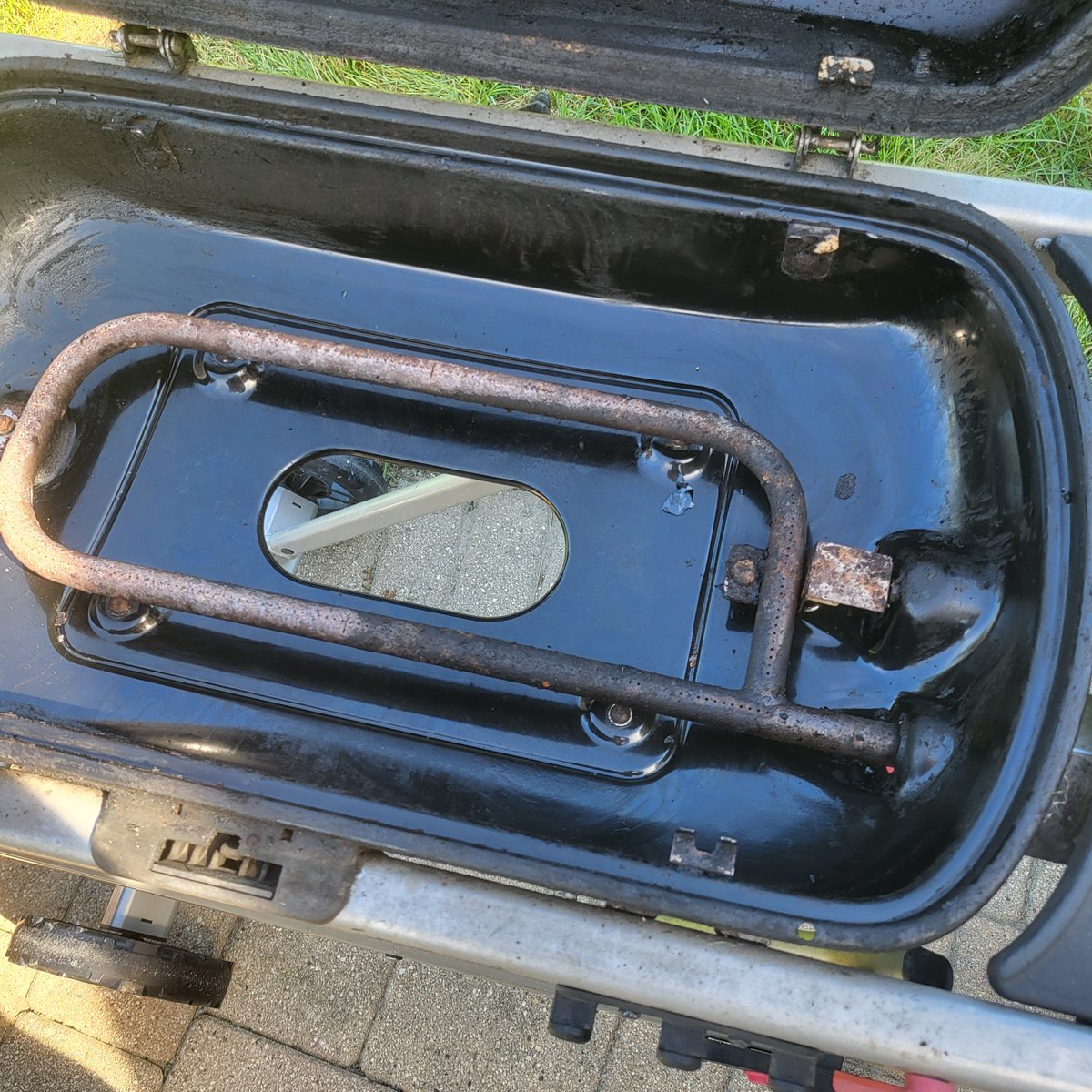 TimVieth's tweet photo. Getting the traveler cleaned up and ready for some tailgates https://t.co/GIcrp1ZeTW