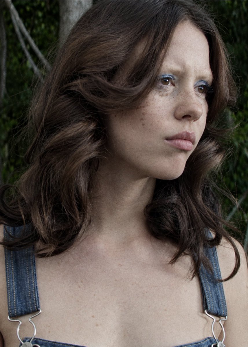 gothfiles's tweet photo. mia goth as maxine minx in ‘x’ https://t.co/2x8MeCyXSB