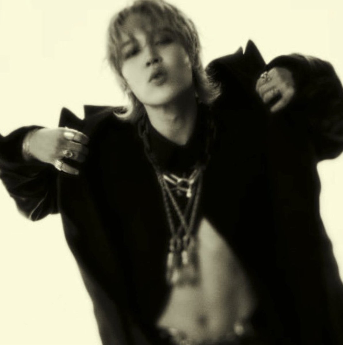HappyJmMe's tweet photo. @chloxjin https://t.co/NspSwDvhIP