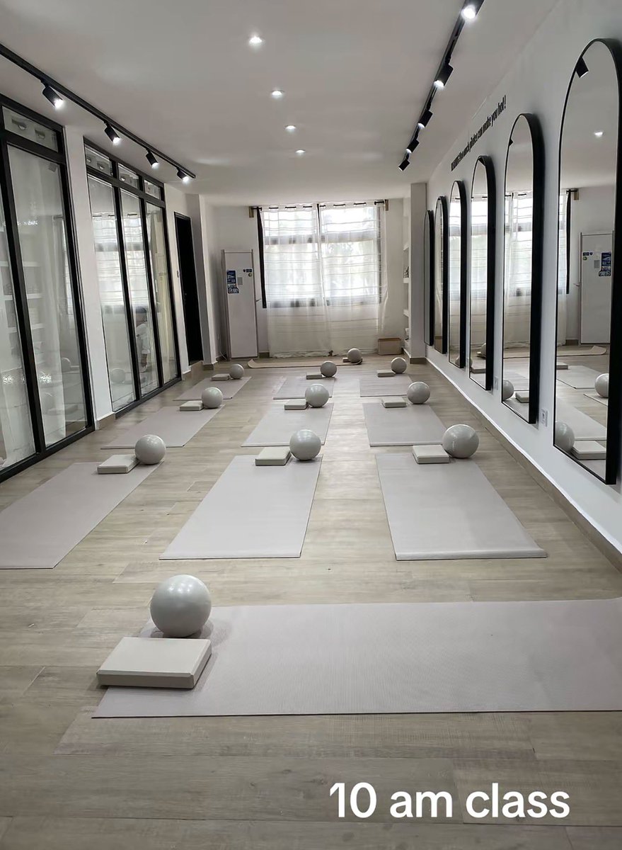 Safengcm's tweet photo. Ouverture de mon studio de pilates à douala ❤️🙈 https://t.co/TvImR9YE4I