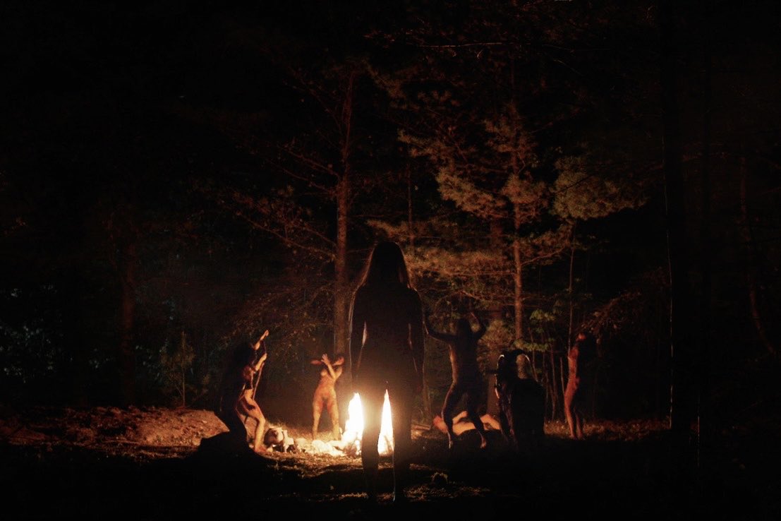 starkcanarie's tweet photo. 𝖗𝖎𝖙𝖚𝖆𝖑𝖘 in eggers’ films https://t.co/uZ3WpvDc5O