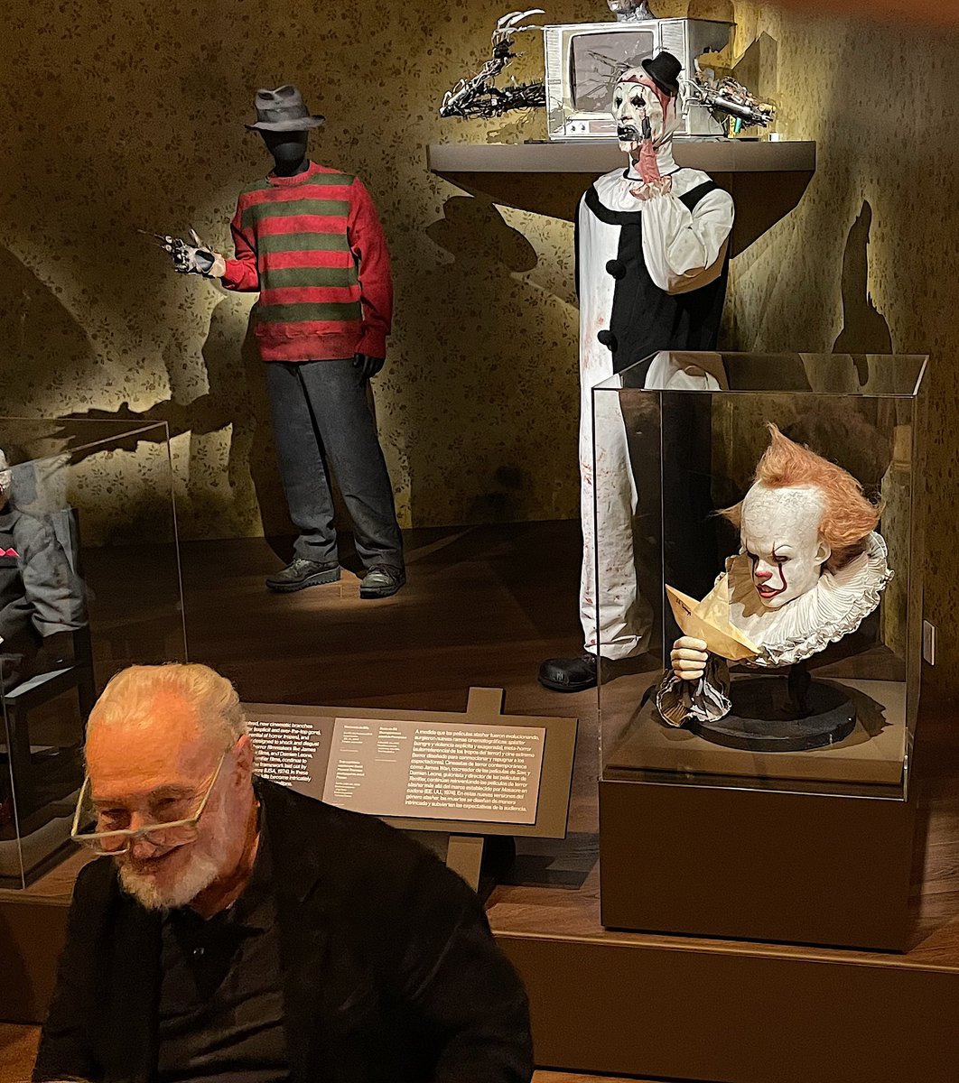 SFXmagazine's tweet photo. @AcademyMuseum @TaraDBennett @Cellarscape SFX attended the press preview of The Horror Show at @academymuseum 🦇

We’re sharing some of our highlights… 💀

1. Robert Englund in the Slasher room
2. Francis Ford Coppola’s Dracula
3. Frankenstein 1931 concept art
4. Frankenstein lightning strike

#Horror #Halloween #Spooky https://t.co/JUTXKhaBL0
