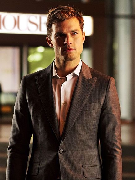 RichSwansonPI's tweet photo. Sorry slow replies this evening.

Investigating at a fancy hotel tonight. Hoping I look the part.

Have fun and behave yourselves... https://t.co/c6kQxOnCMs