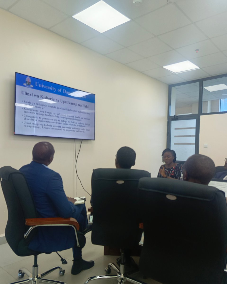 UDSMRCFD's tweet photo. And here is Dr. Veronica talking about rights to marry and right to education for camp refugees. We are grateful for this engagement and looking forward to its continuity and action on our recomendation @IDRC_CRDI @IDRC_ESARO https://t.co/cABh7FAUvC