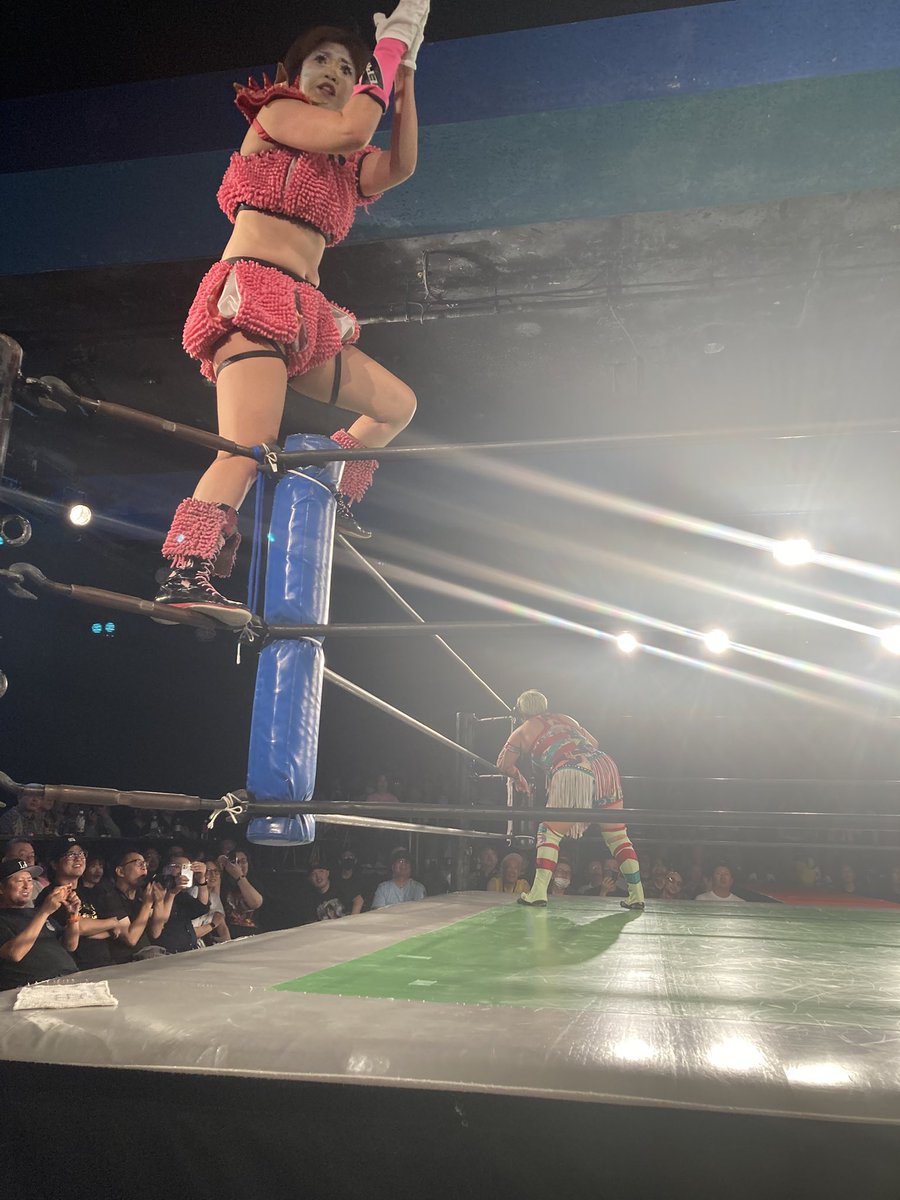 sushidaisuki33's tweet photo. 広田さん自主興行、最高に楽しかった🤭
全試合、全選手、最高でした😍

やっぱ広田さんはすごいなー😗
乱丸さんで笑った😂
クリス選手でけー💦
ウナギサヤカ選手は華あるなー☺️

そして‼️今さらお初だったけど、やっぱ花園桃花選手は天才だった‼️生で見て確信した🥺

#広田さくら
#葛飾区議会議員 https://t.co/6Xy8KOfemx